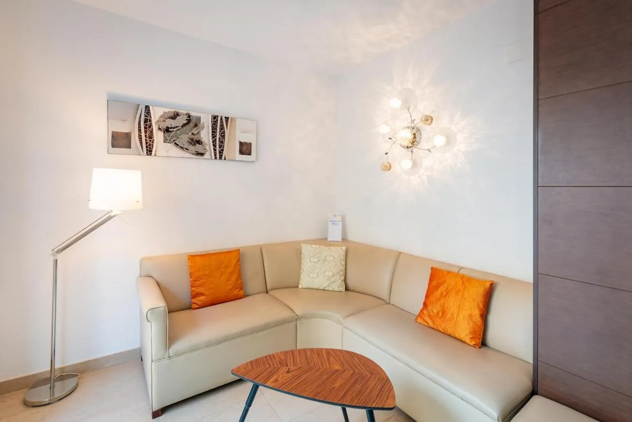 Insitges Center Apartment 0*, Sitges Spain